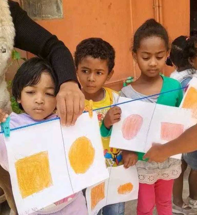 PRINCIPAUX OBJECTIFS DE L’ECOLE DE NOS JOURS